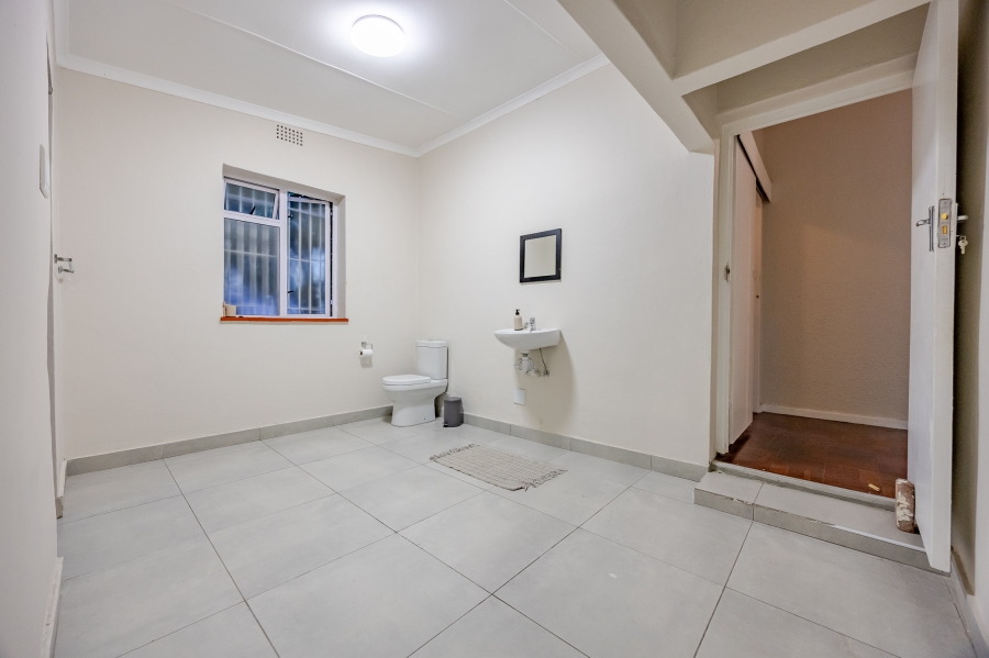 4 Bedroom Property for Sale in Mowbray Western Cape